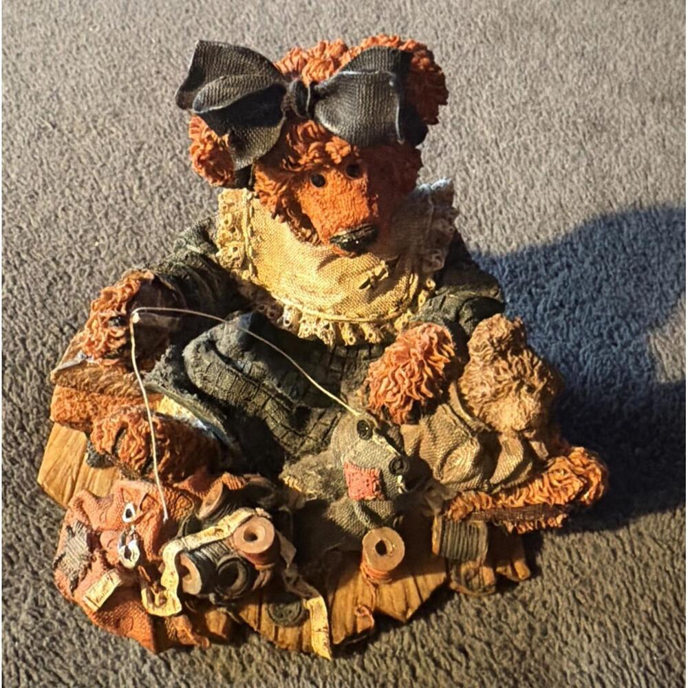 St. Martin’s “Cinnamon’s Alterations” 1999 Numbered 1/0749